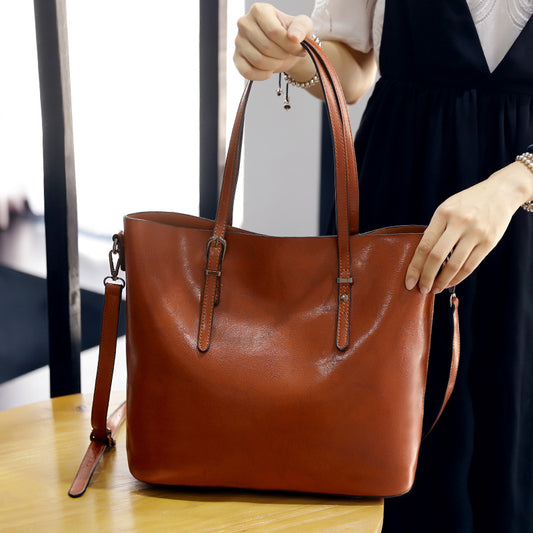 Timeless ClassicElegance Oil Wax Leather Tote Bag